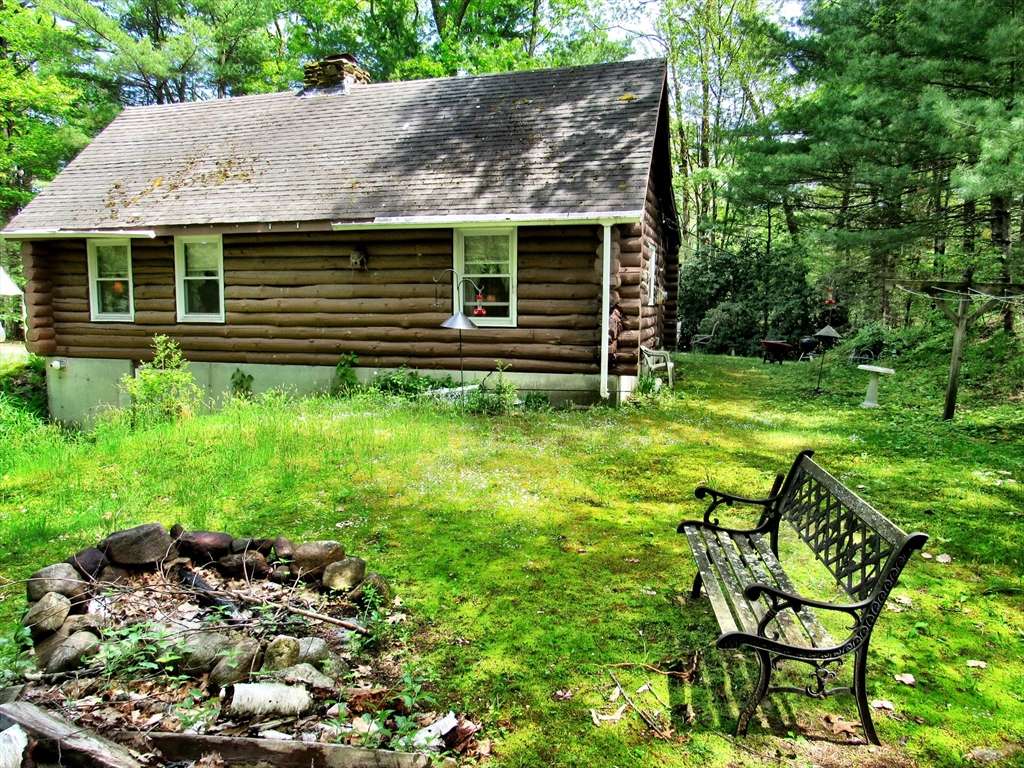 Warren, MA 01083,1358 Brimfield Rd