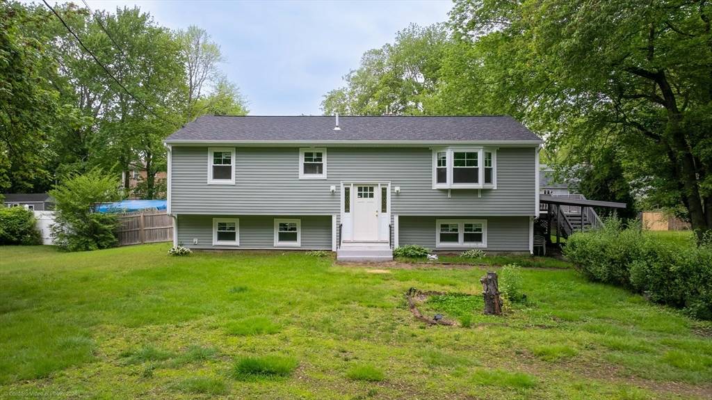 Swansea, MA 02777,1357 Wilbur Ave