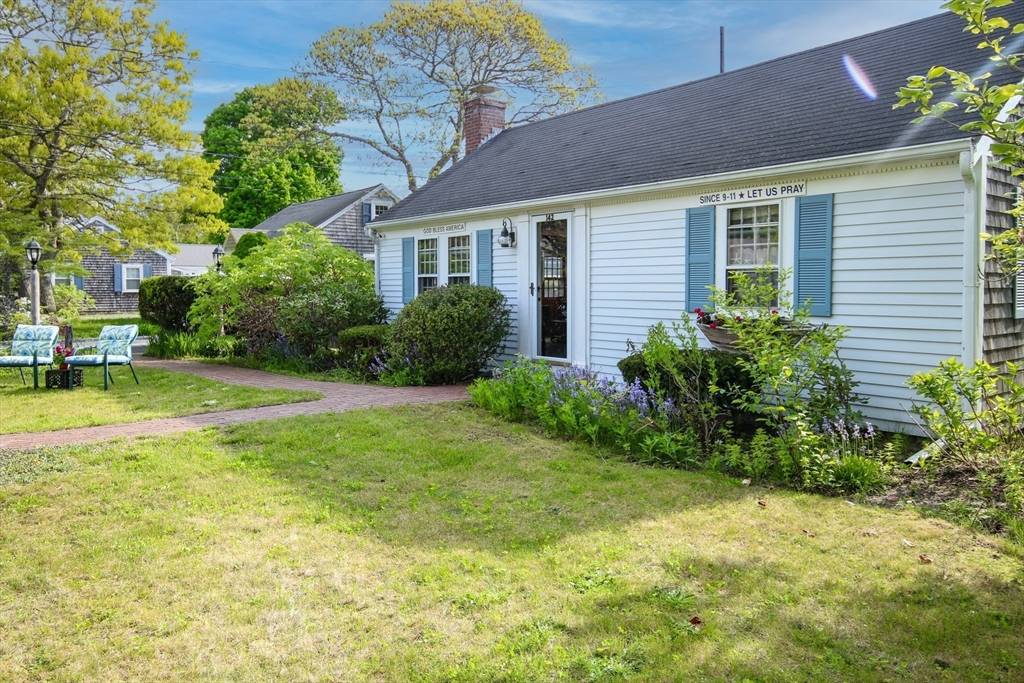 Yarmouth, MA 02664,142 Seaview Avenue