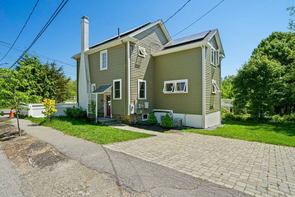 Belmont, MA 02478,134 Mill St