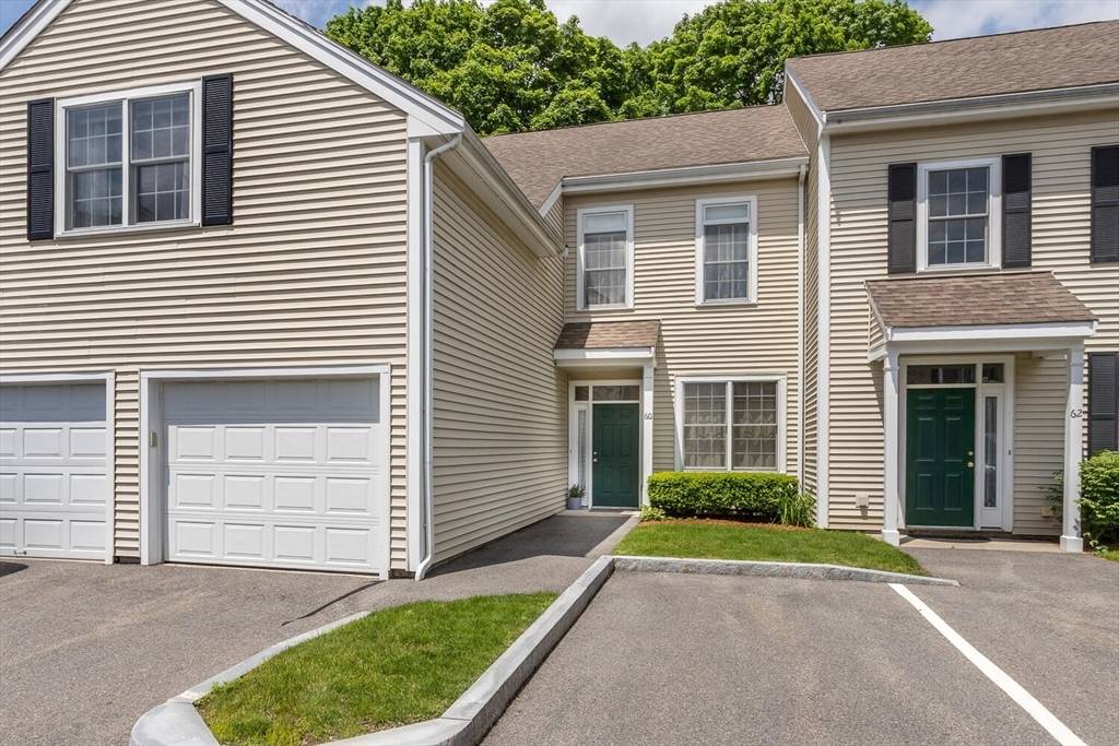 Canton, MA 02021,60 Evergreen Cir #60