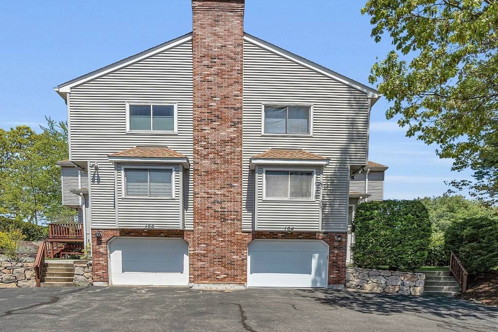 Ashland, MA 01721,164 Arrowhead Circle #164