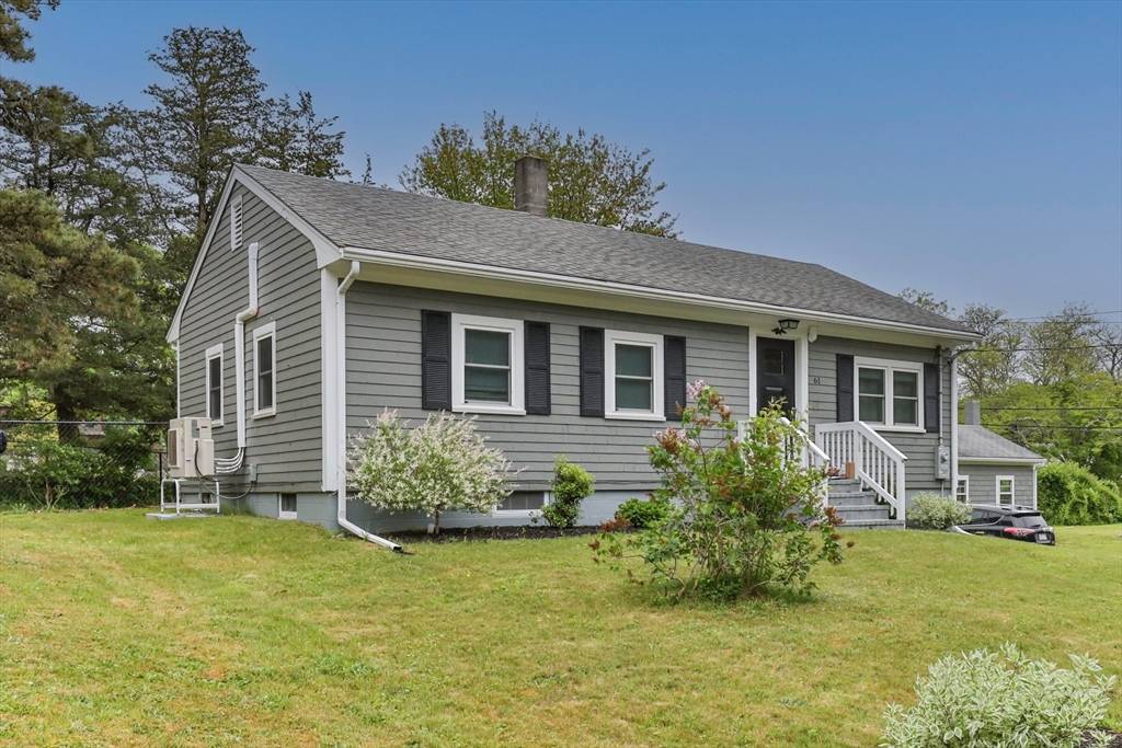 Mattapoisett, MA 02739,61 Marion Rd