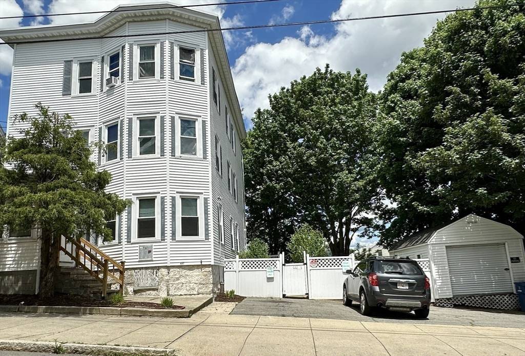 New Bedford, MA 02746,497 Sawyer Street