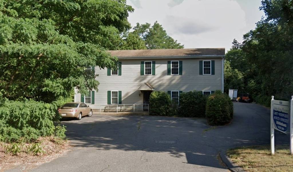 Holliston, MA 01746,1528 Washington St