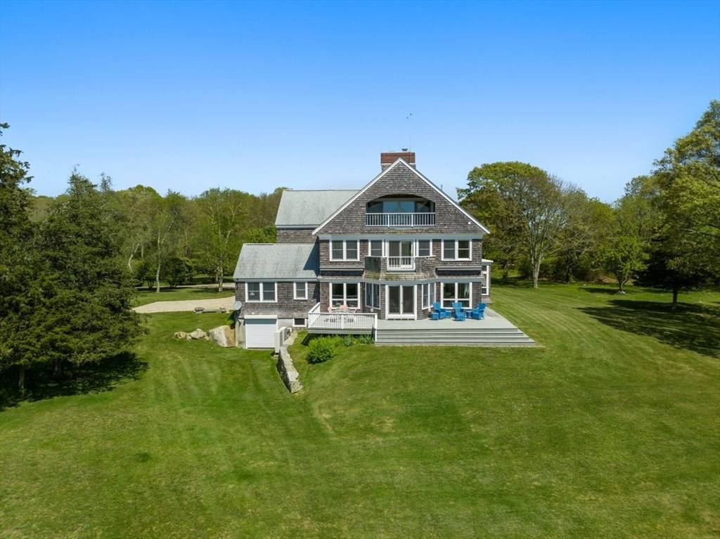 Westport, MA 02790,1069 Horseneck Rd