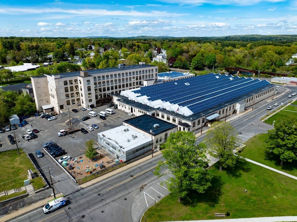 Palmer, MA 01080,4 Springfield St