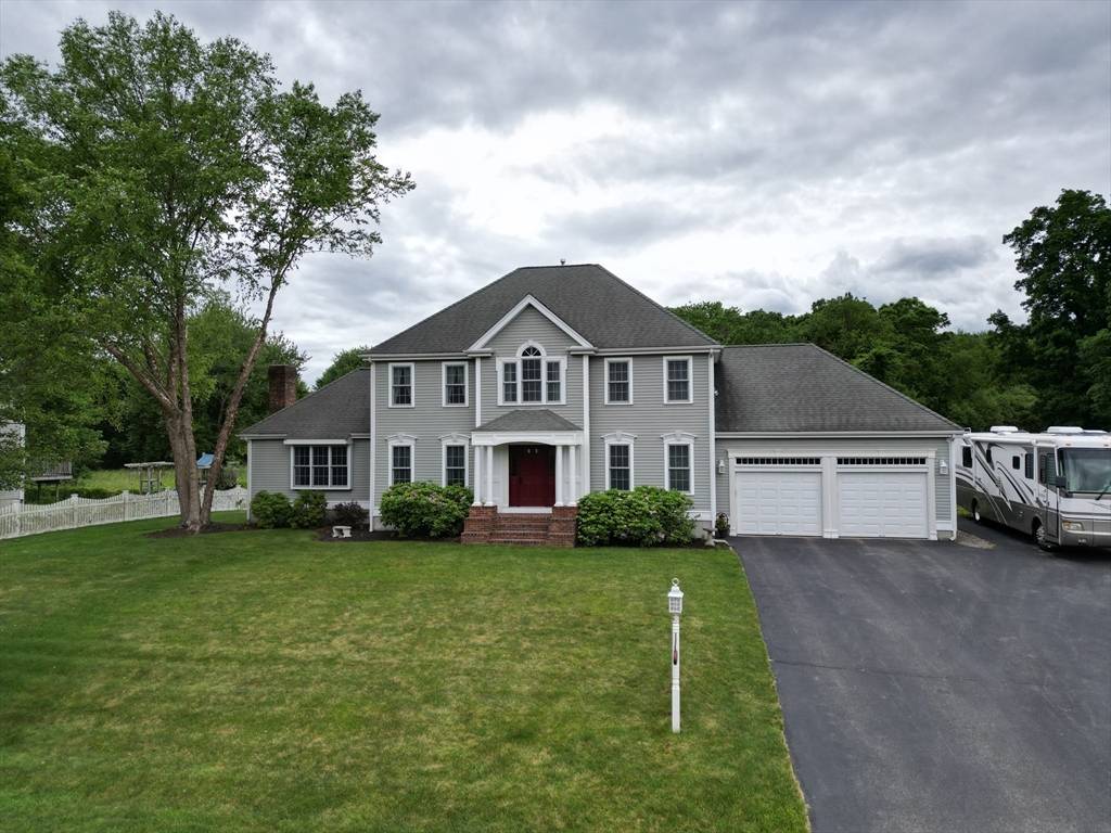 Abington, MA 02351,26 Orchard Ln