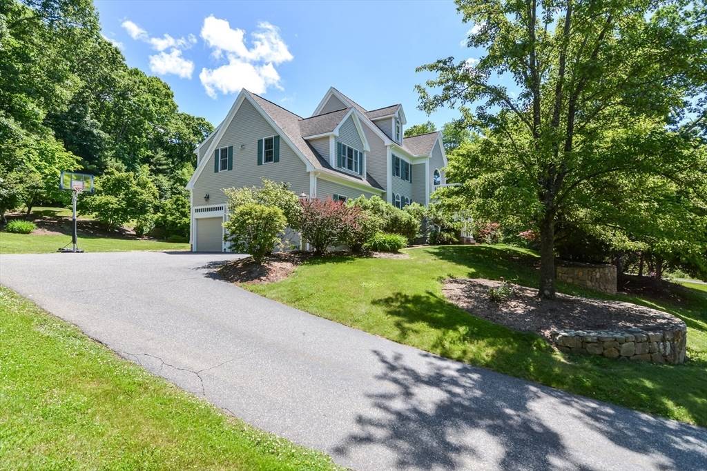 Holliston, MA 01746,45 Johnson Dr.