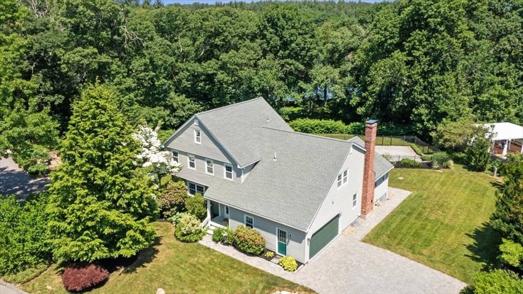 Southborough, MA 01772,21 Maplecrest Dr