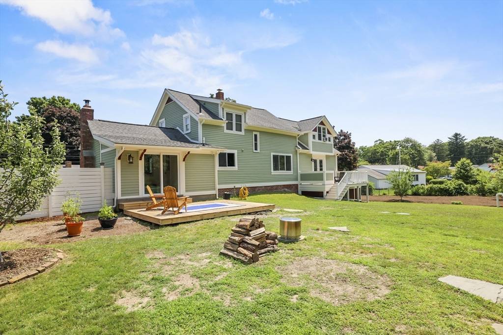 Seekonk, MA 02771,104 West Avenue