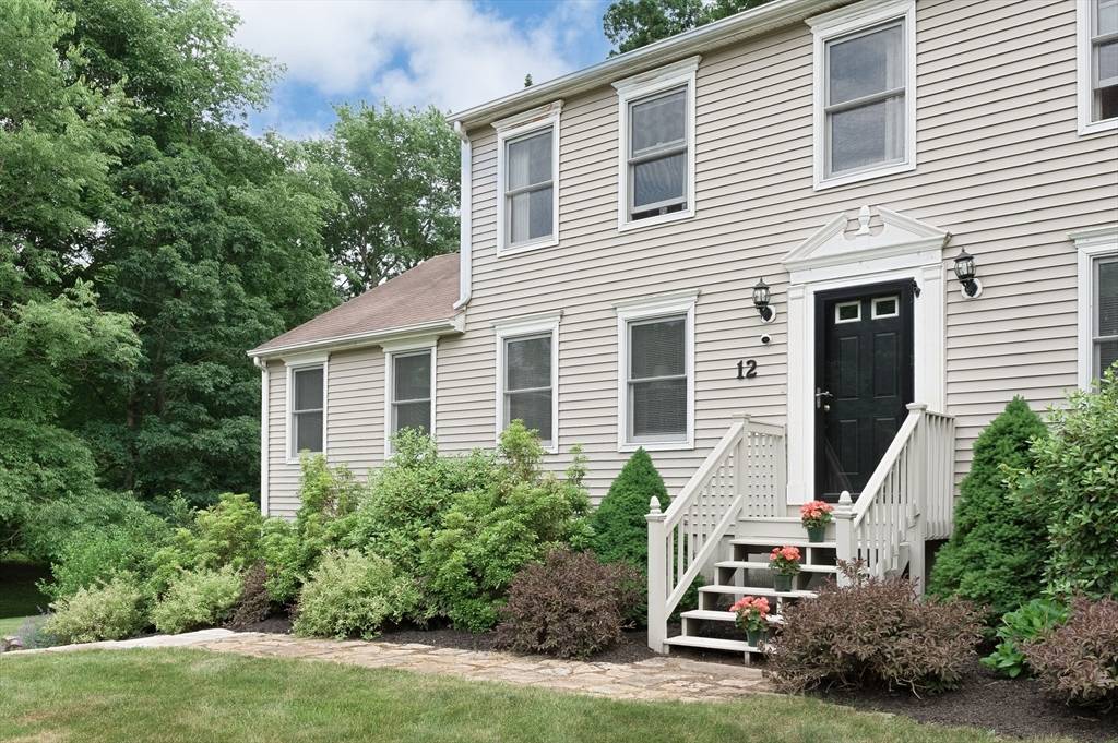 Rutland, MA 01543,12 Brooke Haven