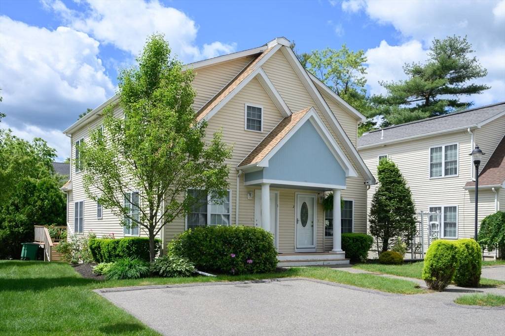 Pembroke, MA 02359,105 Wampatuck St #2