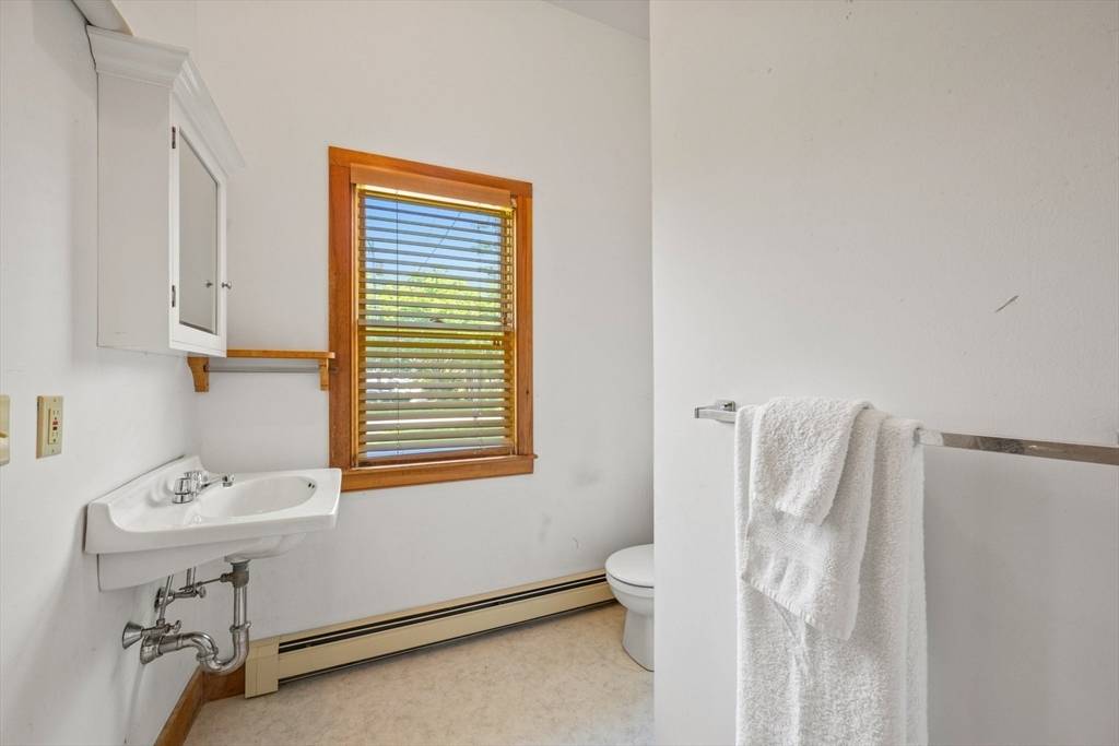231 Crowell Road Chatham, MA 02633