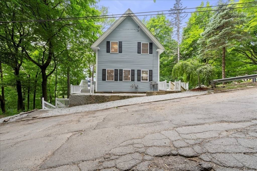 Fitchburg, MA 01420,48 Garnet St