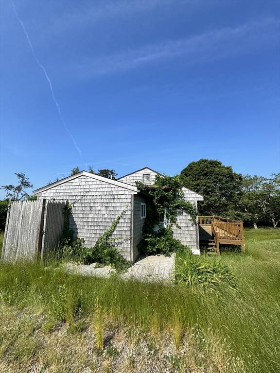 Brewster, MA 02631,35 Pine Bay Road