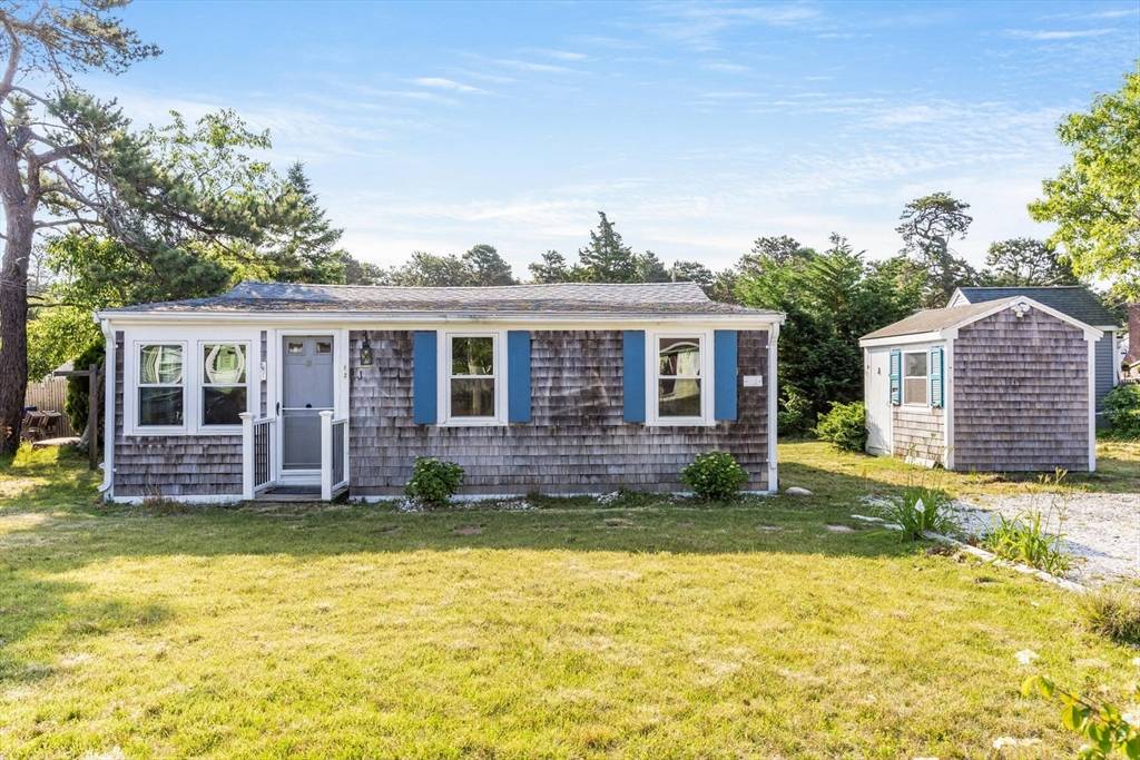 Dennis, MA 02639,12 Wixon Rd