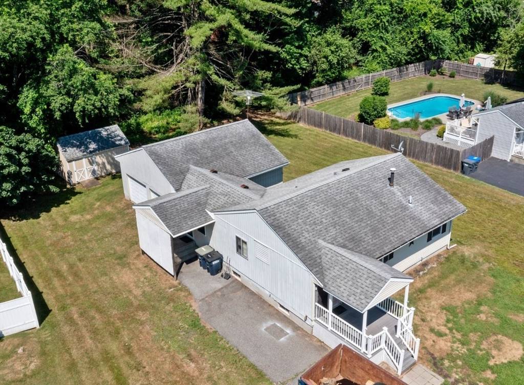 Northbridge, MA 01588,68 Laura Ln