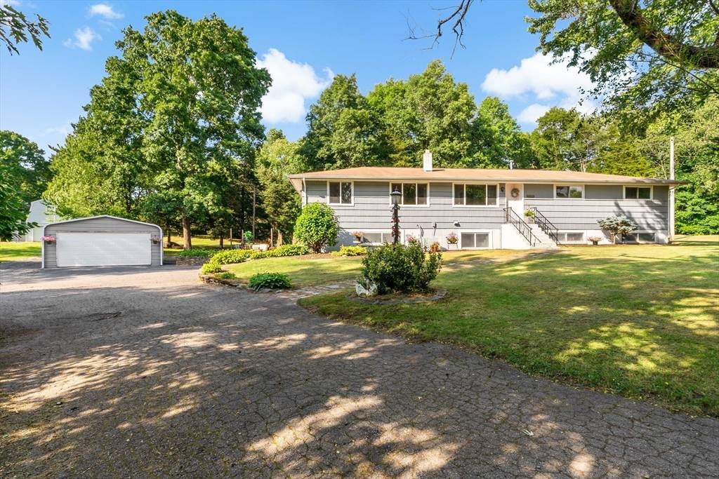 Rehoboth, MA 02769,64 Tremont St