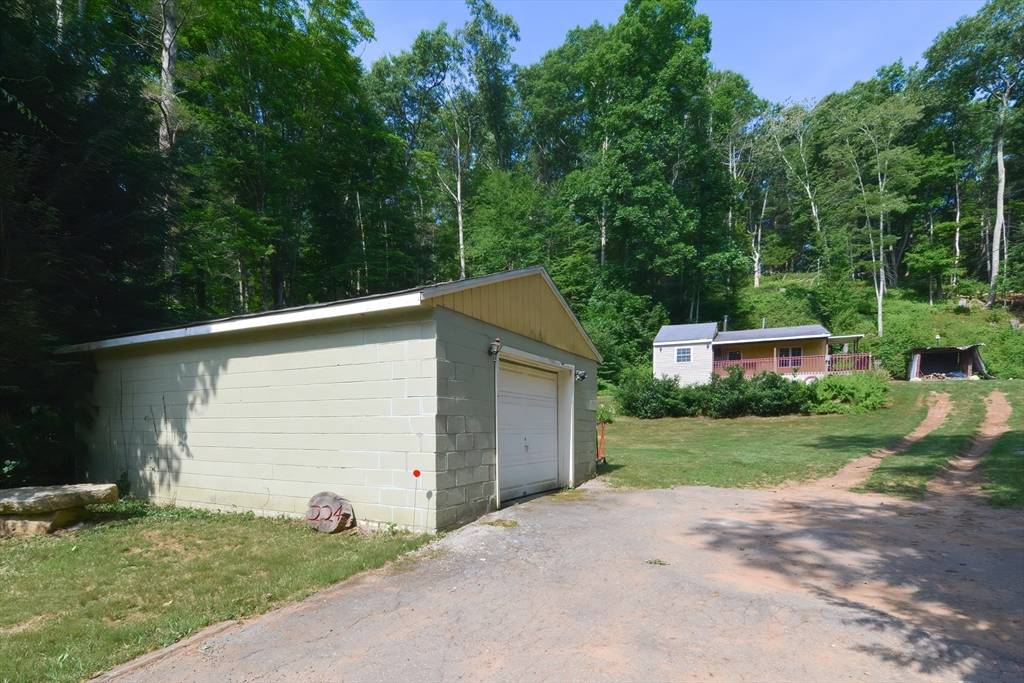 Wales, MA 01081,224 Stafford Rd