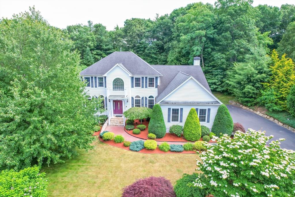 Smithfield, RI 02828,15 Sophia Lane