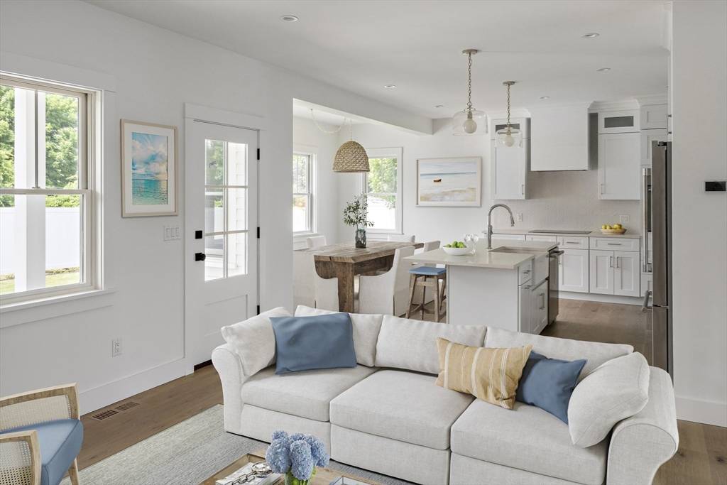 30 Franklin Ave Oak Bluffs, MA 02557
