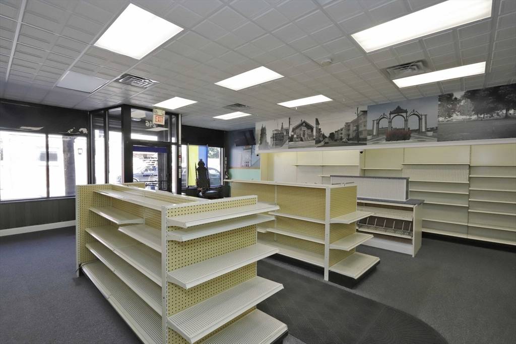 246 E Main St Fall River, MA 02724