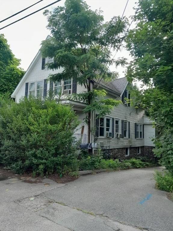 Taunton, MA 02780,123 E Water St