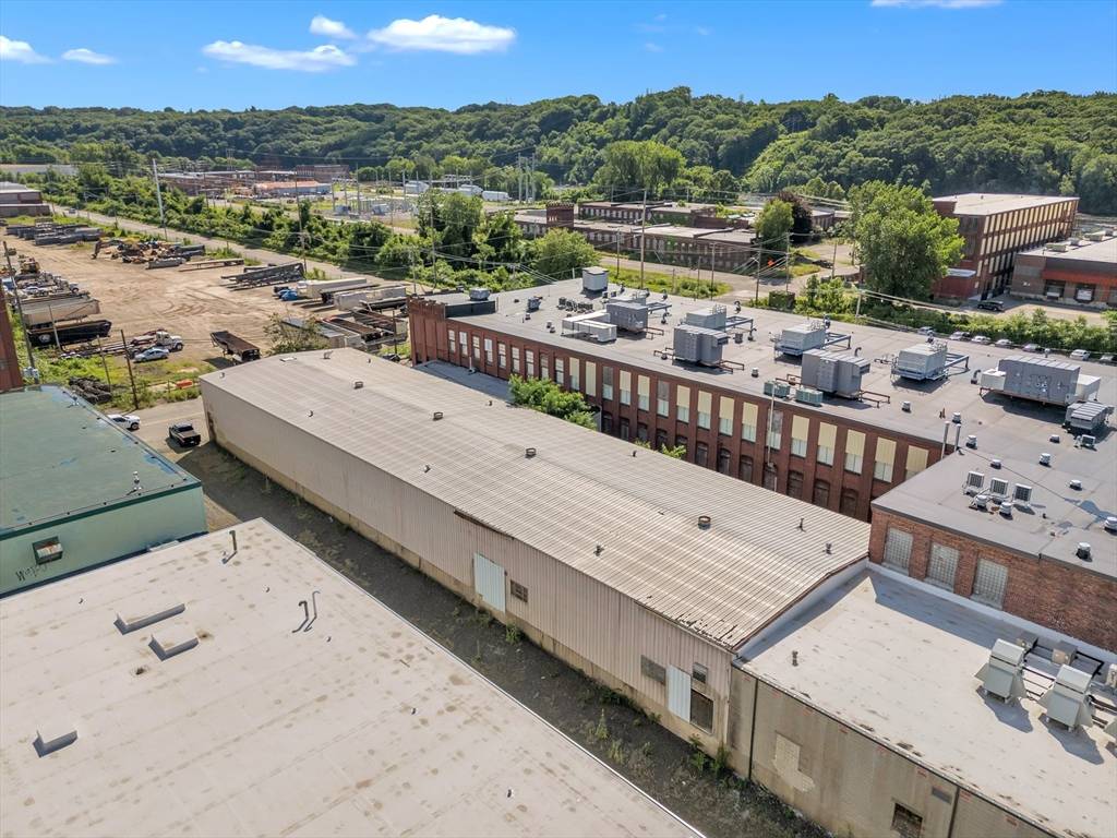 Holyoke, MA 01040,28 Appleton St