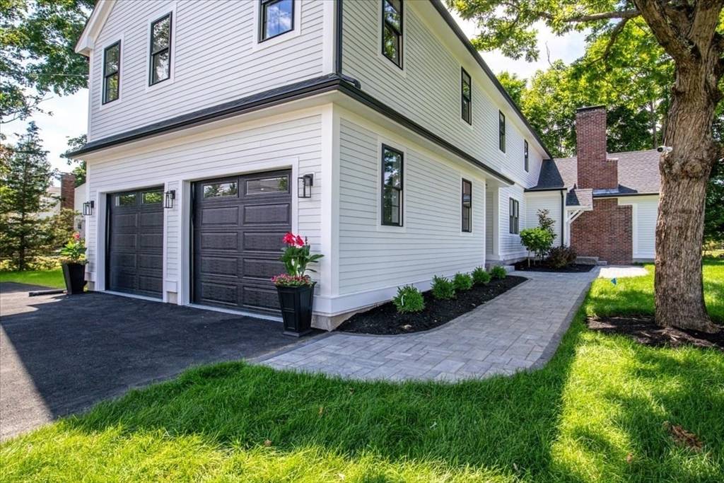 Westwood, MA 02090,504 Pond St