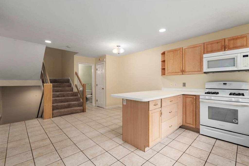 Ashland, MA 01721,453 Captain Eames Circle #453