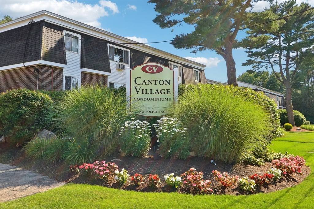 Canton, MA 02021,51 Will Dr #127