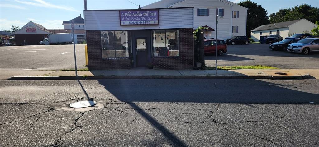 Fall River, MA 02720,1550 North Main