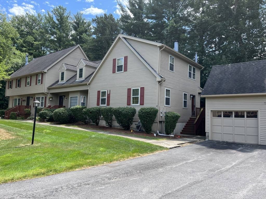 Tewksbury, MA 01876,39 Quail Run #39