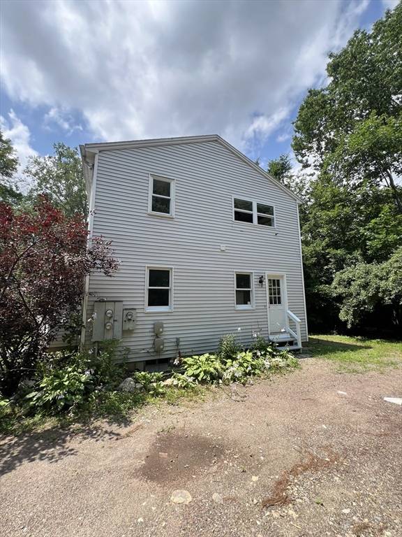 Leverett, MA 01054,312-314 Long Plain Rd