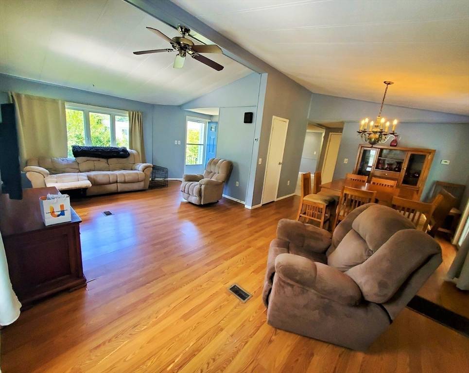 Kingston, MA 02364,16 Foxtail Drive