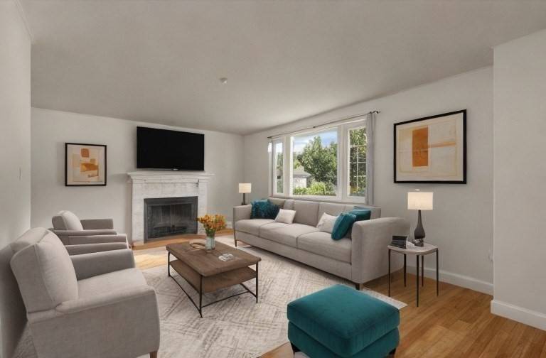 Sharon, MA 02067,9 Leonard Rd