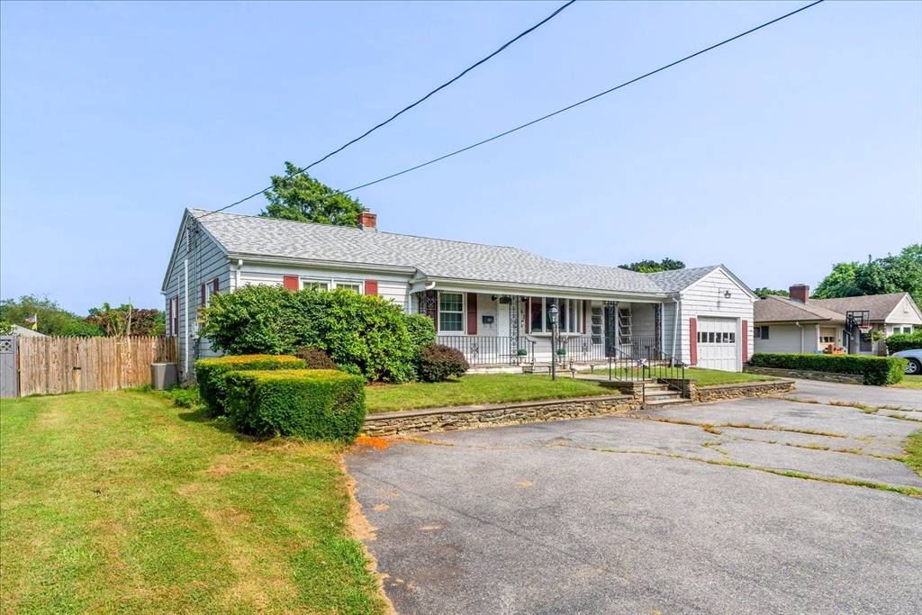 Swansea, MA 02777,63 Maple Ave