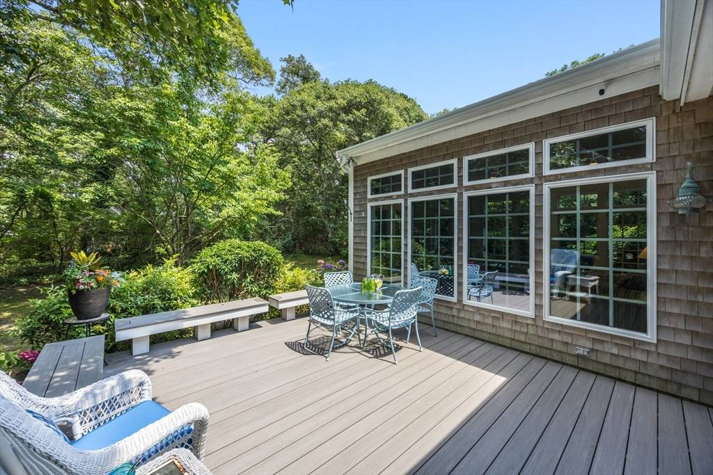 Chatham, MA 02633,126 Round Cove Rd