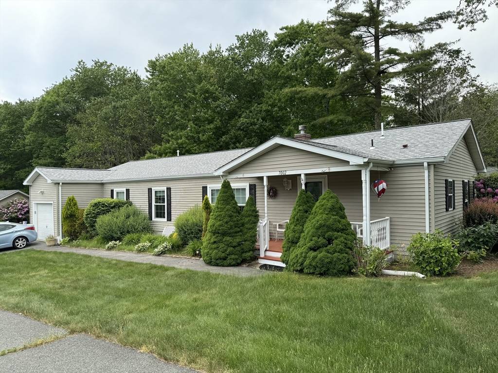 Middleboro, MA 02346,7002 Island Drive