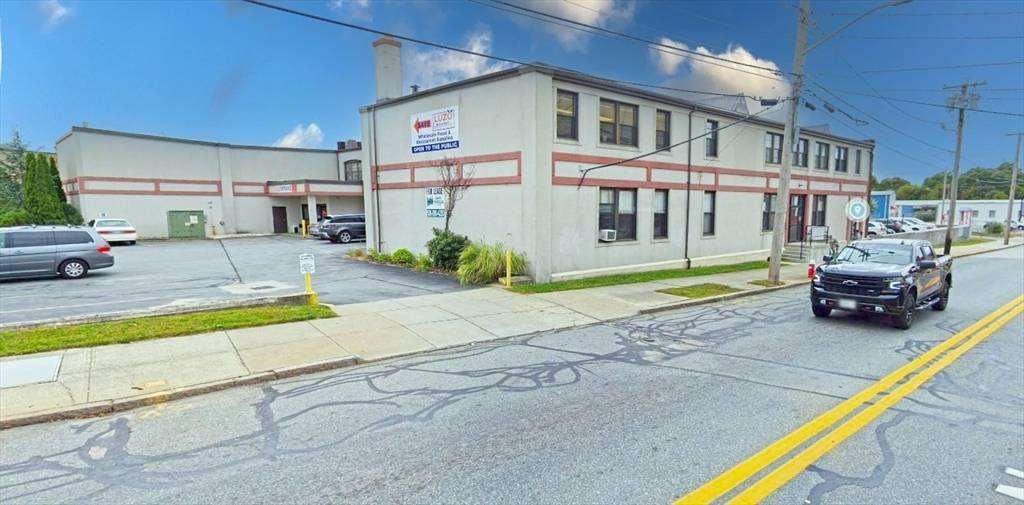 New Bedford, MA 02740,376 Nash Road