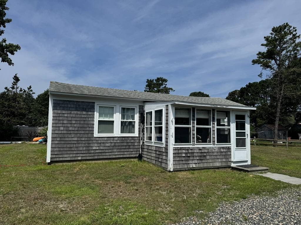 Dennis, MA 02670,35 Park Dr