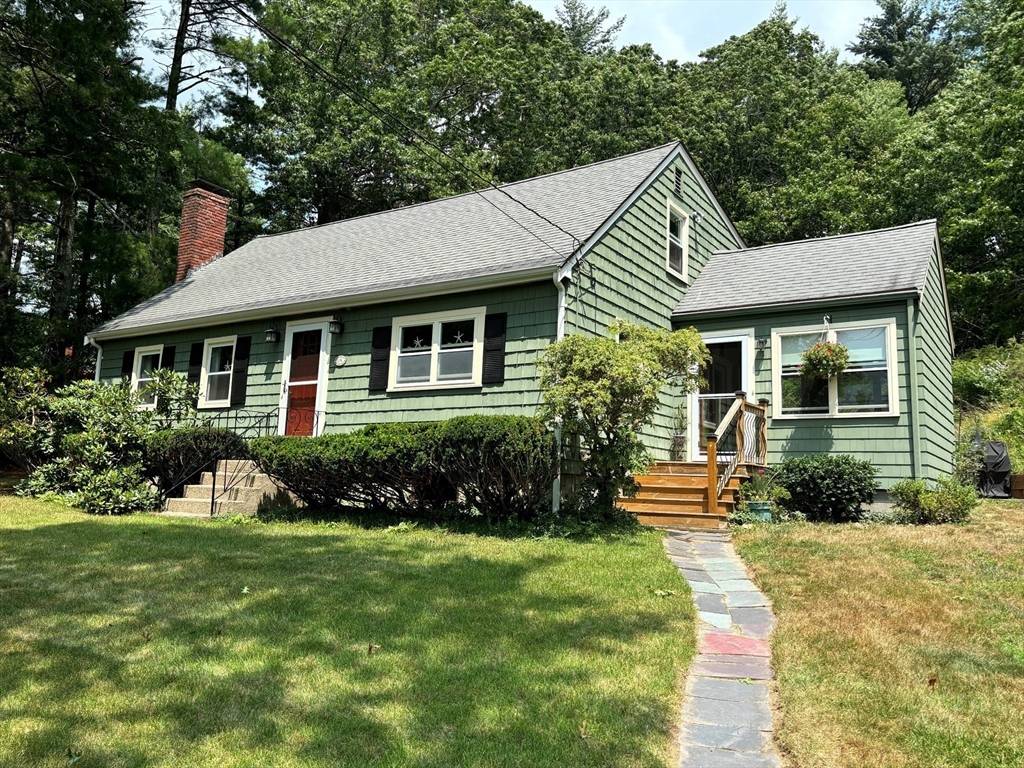 Pembroke, MA 02359,274 Pleasant St