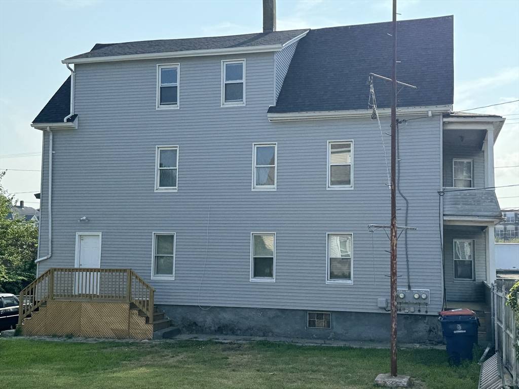 New Bedford, MA 02746,164 Holly St