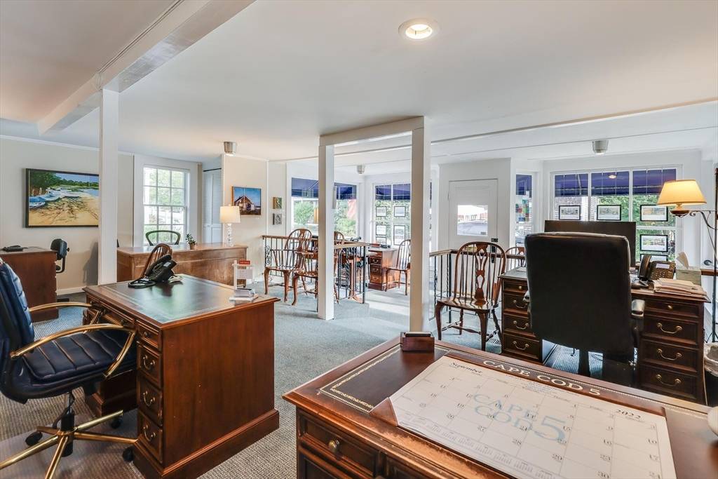 409 Main St Chatham, MA 02633