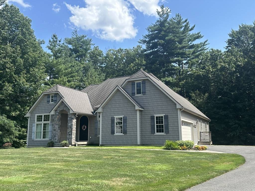 East Longmeadow, MA 01028,3 Pondview Dr.