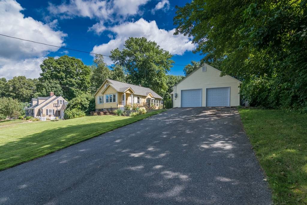 East Longmeadow, MA 01028,59 Fairview St