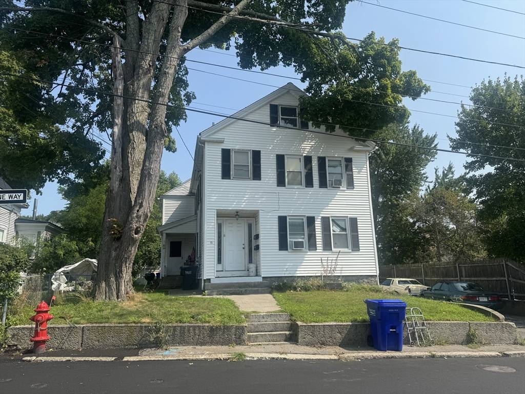 Milford, MA 01757,13 Fayette St