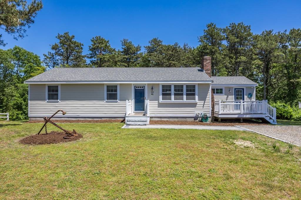 Dennis, MA 02660,20 Devonshire Ln