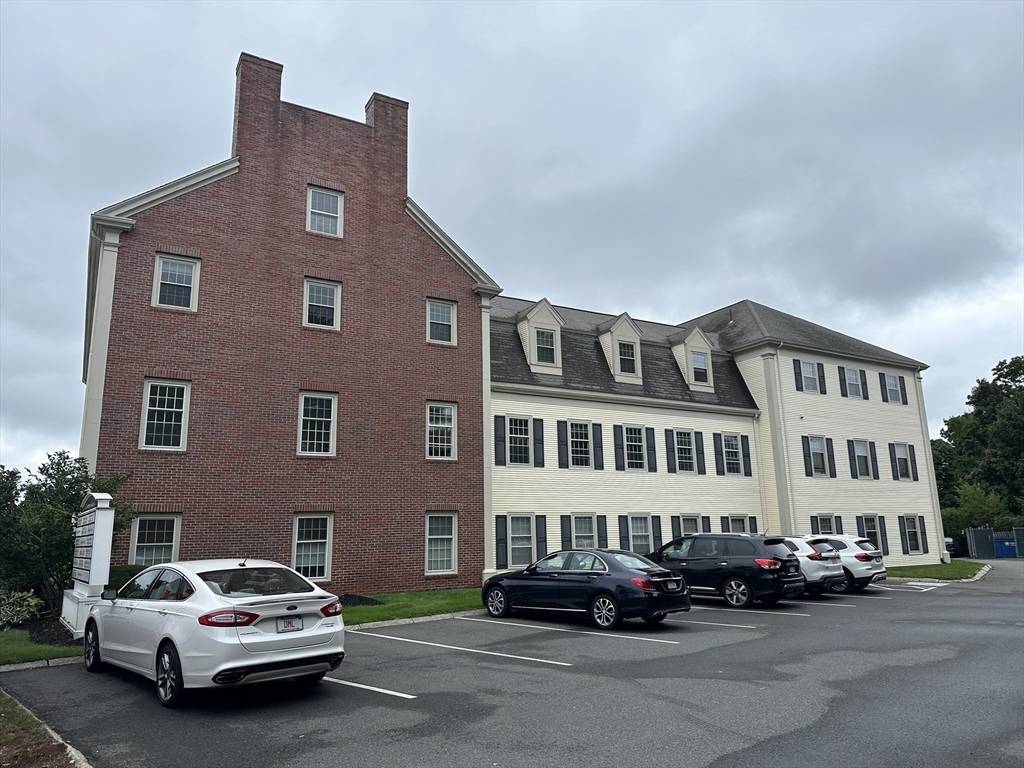 Danvers, MA 01923,7 Federal St #24